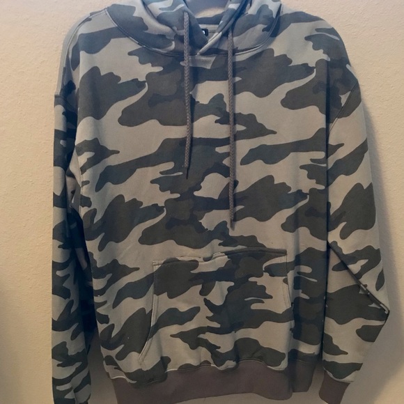 NEVER WORN NO TAGS ATTACHED Fashion Nova Camo Set - Picture 7 of 7